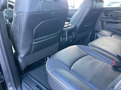 2026 RAM 3500 RAM 3500 LIMITED CREW CAB 4X4 8' BOX