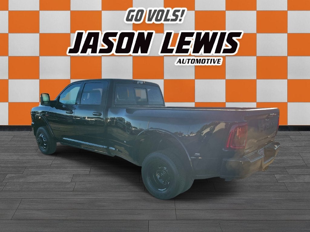 2027 RAM 3500 RAM 3500 LIMITED CREW CAB 4X4 8' BOX