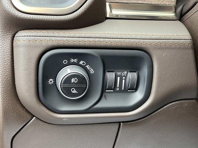 2026 RAM 3500 RAM 3500 LIMITED LONGHORN CREW CAB 4X4 8' BOX