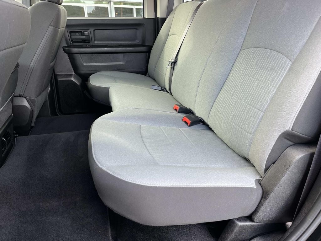 2023 RAM 1500 Classic Tradesman Crew Cab 4x4 5'7' Box
