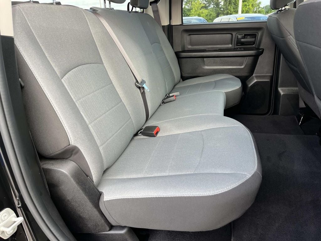 2023 RAM 1500 Classic Tradesman Crew Cab 4x4 5'7' Box