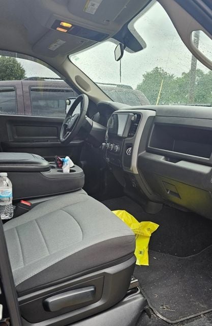 2023 RAM 1500 Classic Tradesman Crew Cab 4x4 5'7' Box