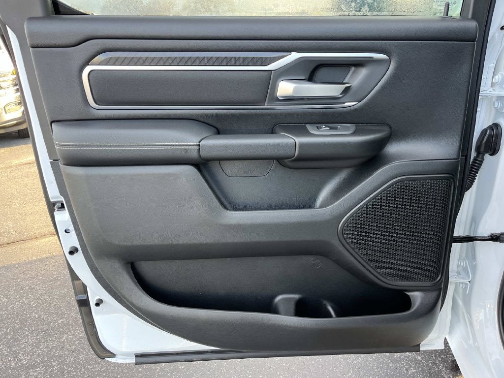 2027 RAM 1500 RAM 1500 BIG HORN CREW CAB 4X4 5'7' BOX