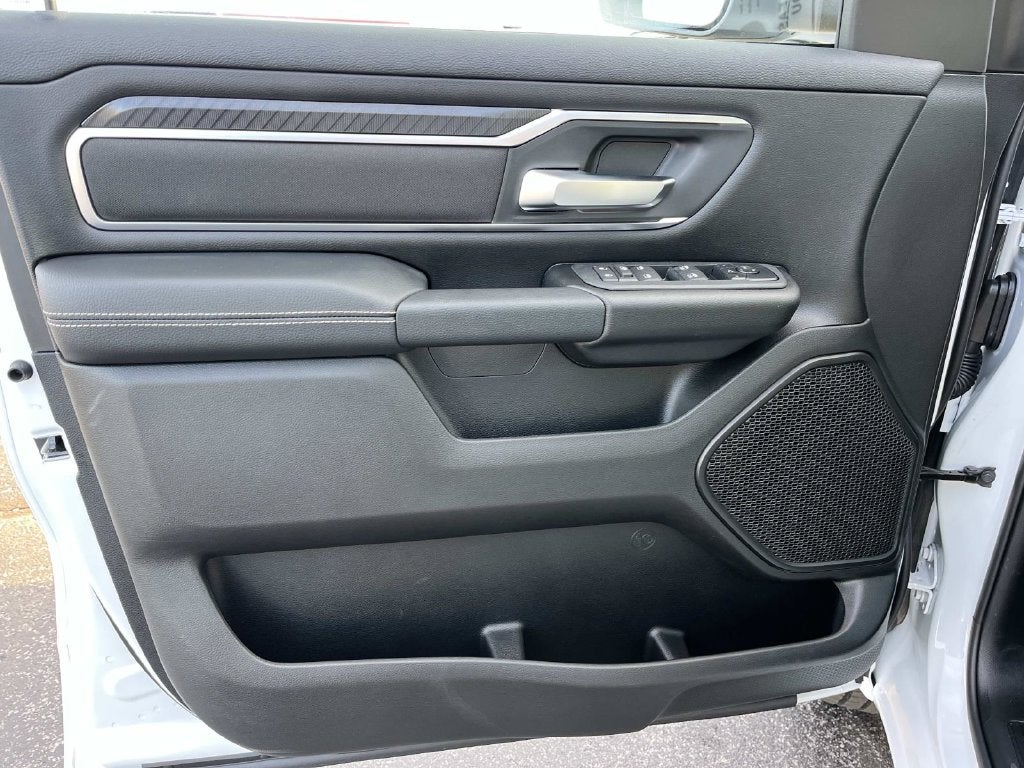 2027 RAM 1500 RAM 1500 BIG HORN CREW CAB 4X4 5'7' BOX