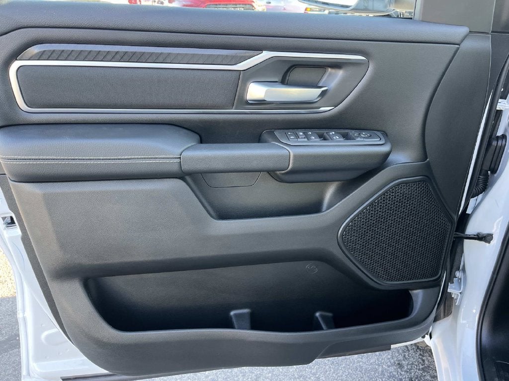 2027 RAM 1500 RAM 1500 BIG HORN CREW CAB 4X4 5'7' BOX