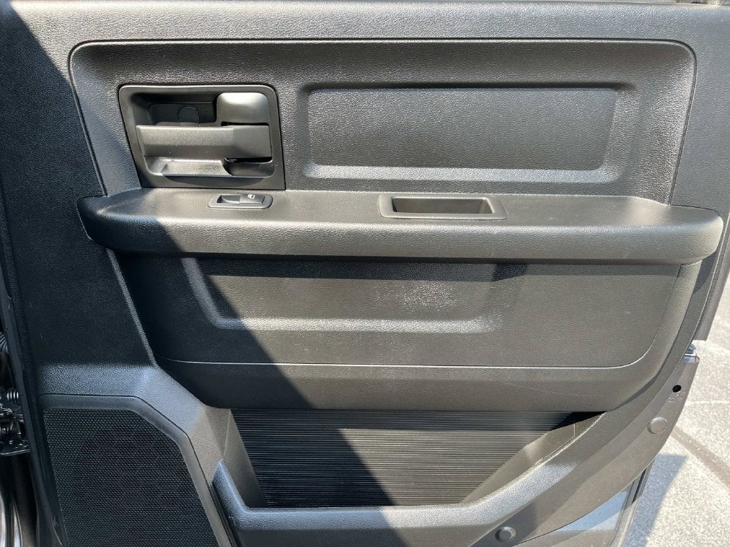 2024 RAM 2500 Tradesman Crew Cab 4x4 6'4' Box