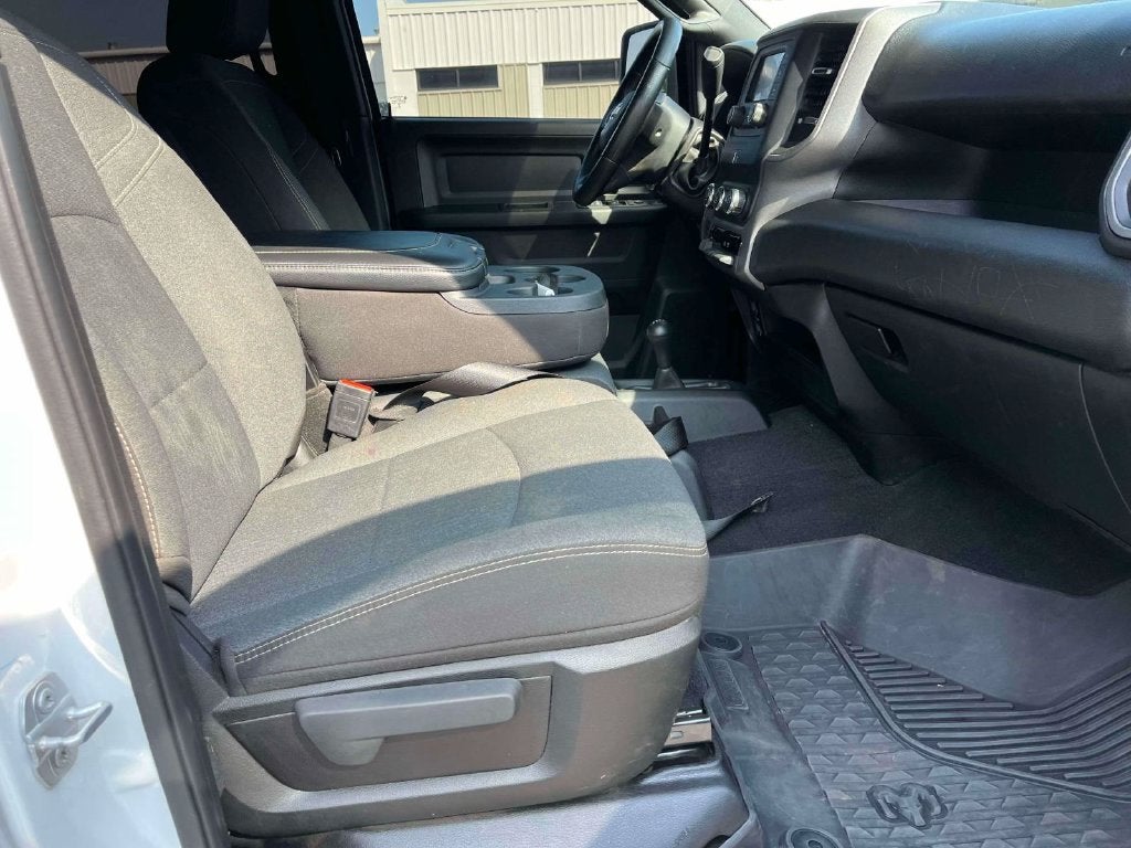 2024 RAM 2500 Tradesman Crew Cab 4x4 6'4' Box