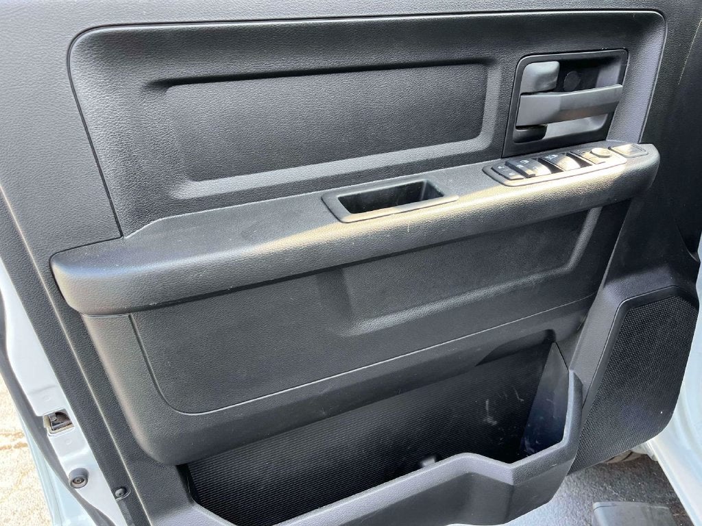 2024 RAM 2500 Tradesman Crew Cab 4x4 6'4' Box