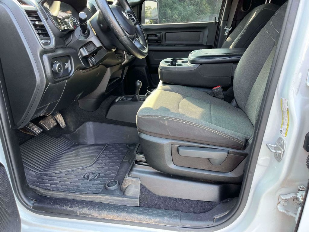 2024 RAM 2500 Tradesman Crew Cab 4x4 6'4' Box