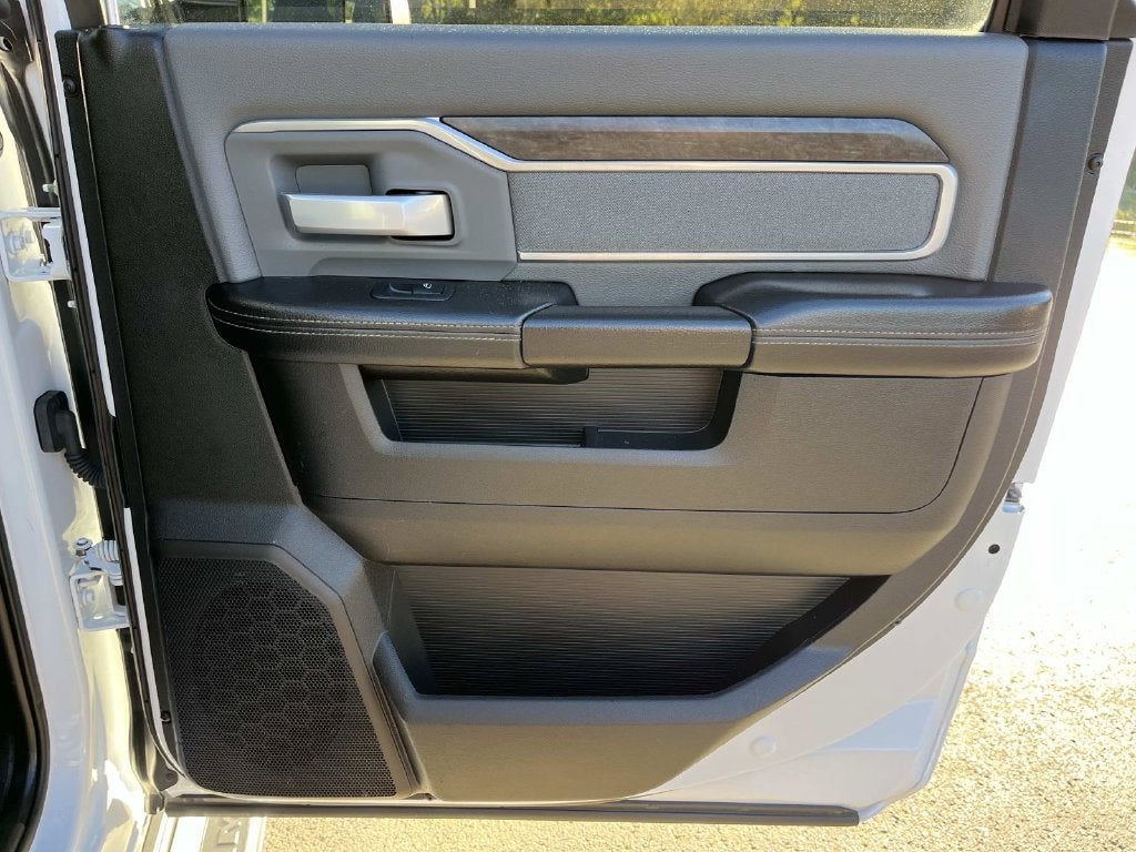 2022 RAM 2500 Big Horn Crew Cab 4x4 6'4' Box