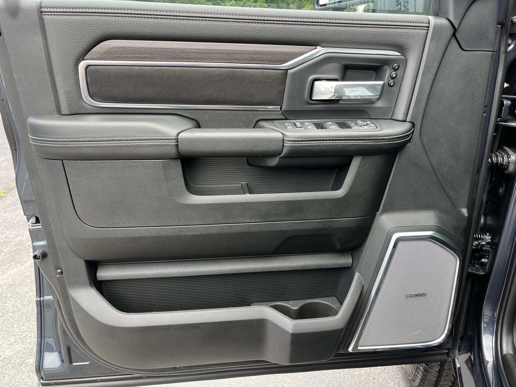 2026 RAM 2500 RAM 2500 LARAMIE CREW CAB 4X4 6'4' BOX