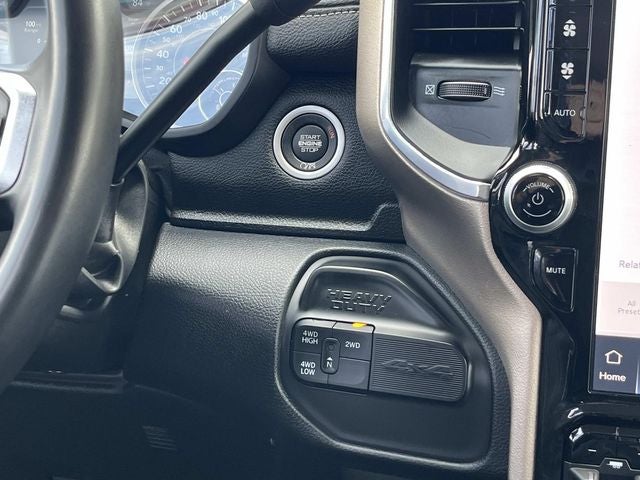 2024 RAM 2500 Laramie Crew Cab 4x4 6'4' Box