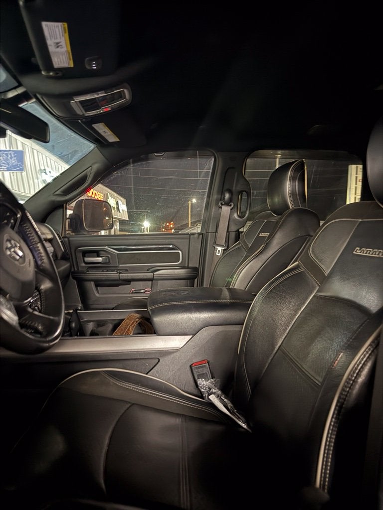 2021 RAM 2500 Laramie Crew Cab 4x4 6'4' Box