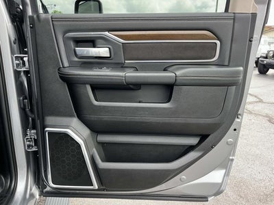 2024 RAM 2500 Laramie Crew Cab 4x4 6'4' Box