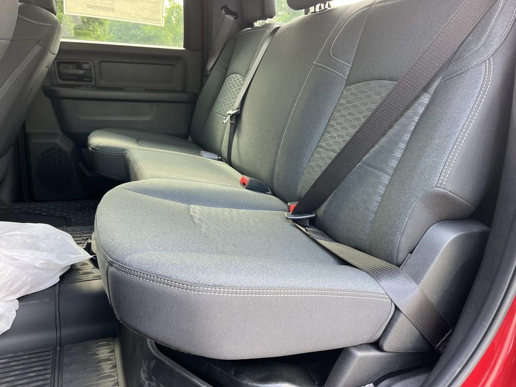 2026 RAM 2500 RAM 2500 BLACK EXPRESS CREW CAB 4X4 8' BOX