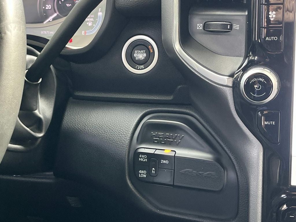 2024 RAM 2500 Laramie Crew Cab 4x4 6'4' Box