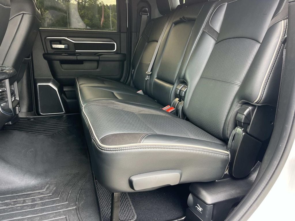 2024 RAM 2500 Laramie Crew Cab 4x4 6'4' Box