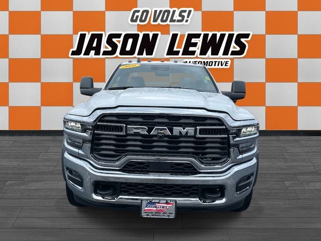 2026 RAM 4500HD RAM 4500 TRADESMAN CHASSIS REGULAR CAB 4X4 84' CA