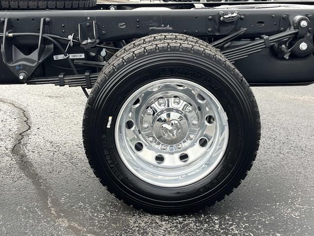 2026 RAM 4500HD RAM 4500 BIG HORN CHASSIS CREW CAB 4X4 60' CA