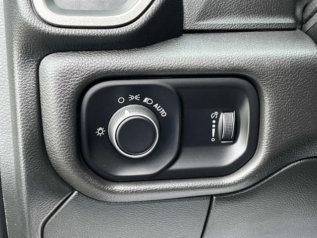 2024 RAM 5500HD Tradesman/SLT
