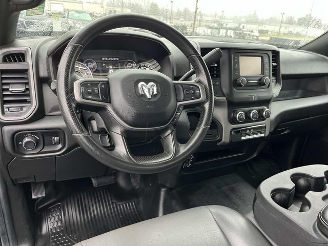 2023 RAM 5500HD Tradesman/SLT