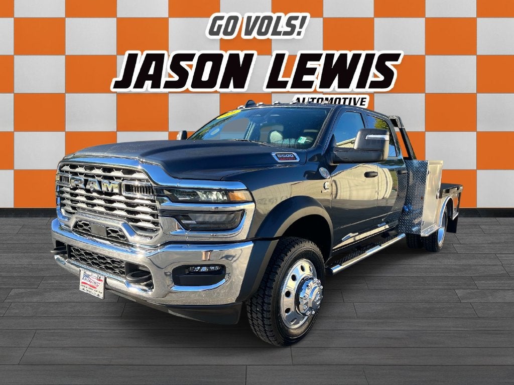 2026 RAM 5500HD Tradesman/Big Horn