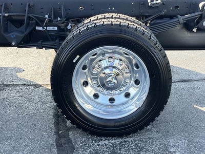 2026 RAM 5500HD RAM 5500 BIG HORN CHASSIS CREW CAB 4X4 60' CA