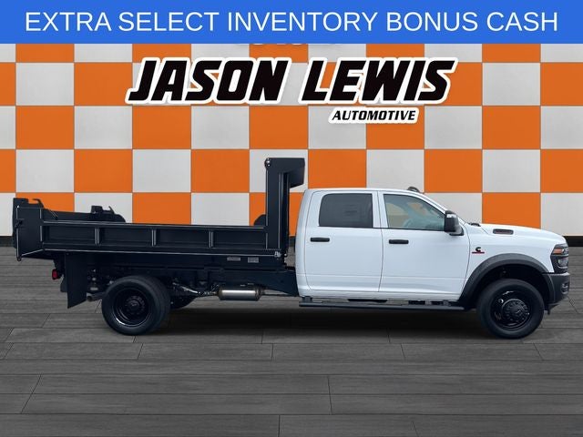 2026 RAM 5500HD RAM 5500 TRADESMAN CHASSIS CREW CAB 4X4 84' CA