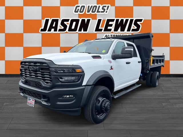 2026 RAM 5500HD RAM 5500 TRADESMAN CHASSIS CREW CAB 4X4 84' CA