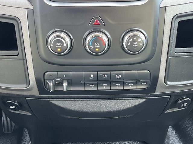 2014 RAM 3500 Tradesman/SLT/Laramie