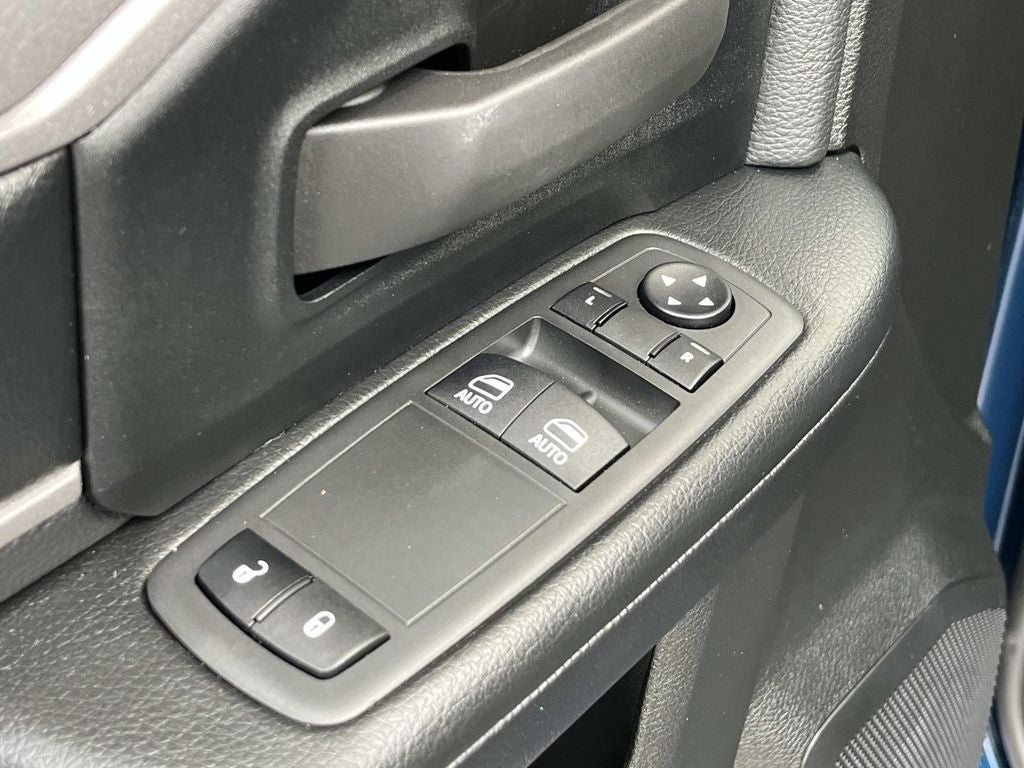 2022 RAM 3500 Tradesman/SLT