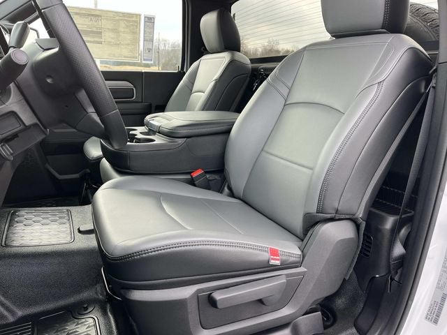 2026 RAM 3500 RAM 3500 TRADESMAN CHASSIS REGULAR CAB 4X4 60' CA