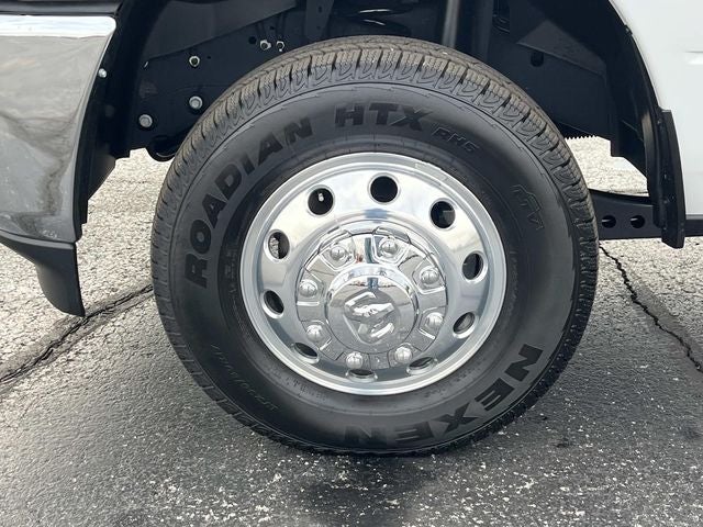 2026 RAM 3500 RAM 3500 TRADESMAN CHASSIS REGULAR CAB 4X4 60' CA