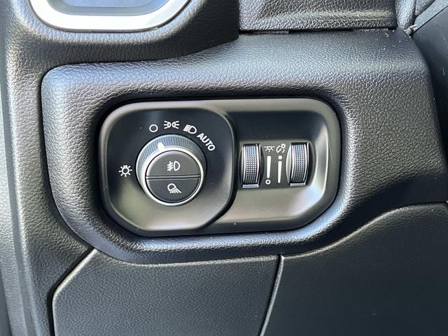 2021 RAM 3500 Tradesman/SLT/Laramie/Limited