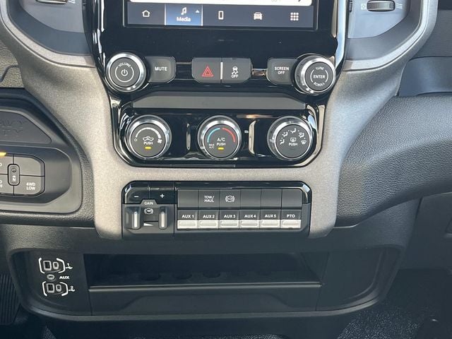 2026 RAM 3500 RAM 3500 TRADESMAN CREW CAB CHASSIS 4X4 60' CA