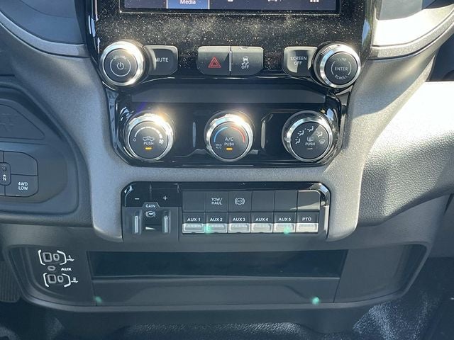 2026 RAM 3500 RAM 3500 TRADESMAN CREW CAB CHASSIS 4X4 60' CA