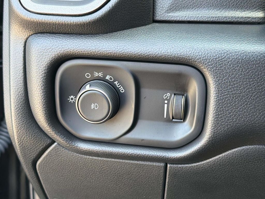 2024 RAM 3500 Tradesman/SLT/Laramie/Limited