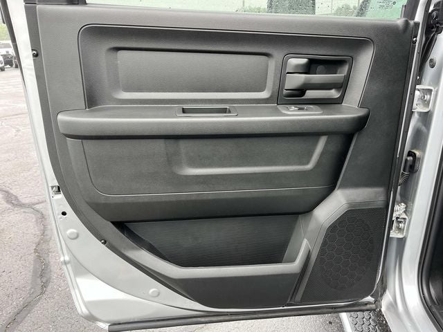 2026 RAM 3500 RAM 3500 TRADESMAN CREW CAB CHASSIS 4X4 60' CA