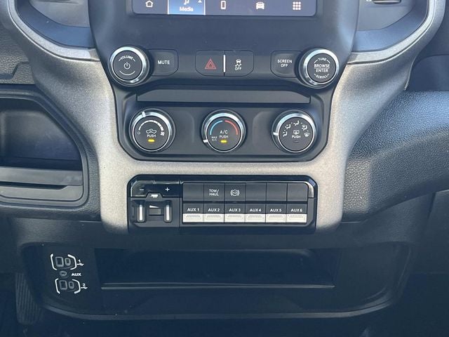 2024 RAM 3500 Tradesman/SLT/Laramie/Limited