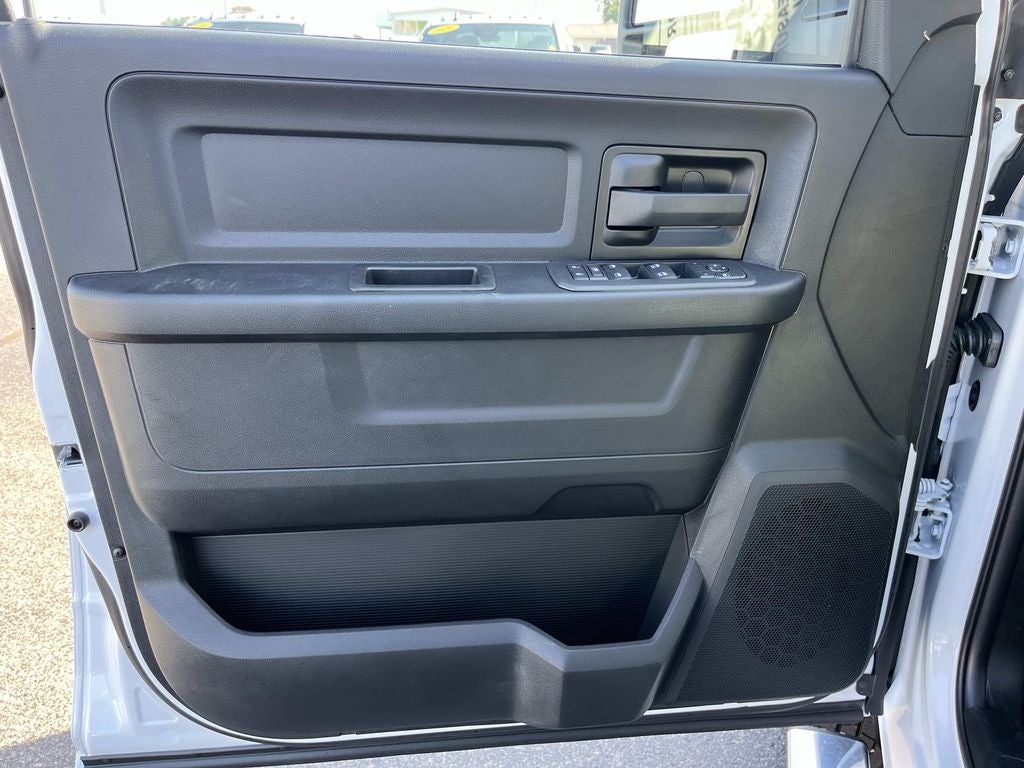 2026 RAM 3500 RAM 3500 TRADESMAN CREW CAB CHASSIS 4X4 60' CA