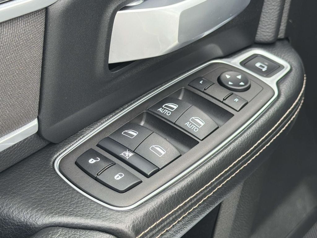 2024 RAM 3500 Tradesman/SLT/Laramie/Limited