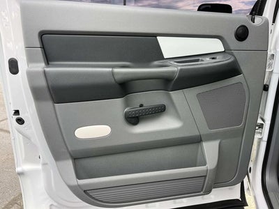 2008 Dodge Ram 2500 SXT/SLT