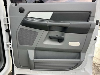2008 Dodge Ram 2500 SXT/SLT