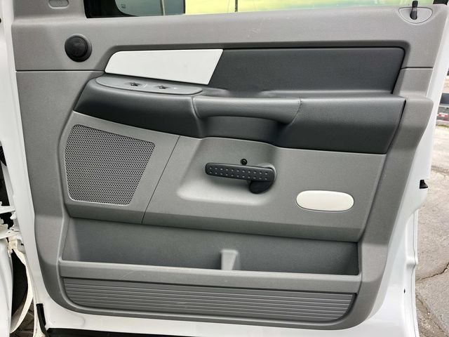 2008 Dodge Ram 2500 SXT/SLT