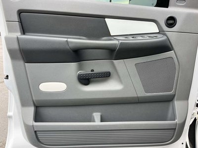 2008 Dodge Ram 2500 SXT/SLT