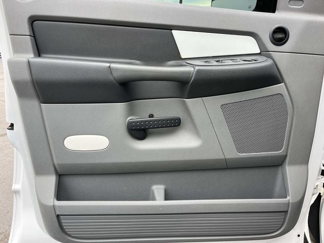 2008 Dodge Ram 2500 SXT/SLT
