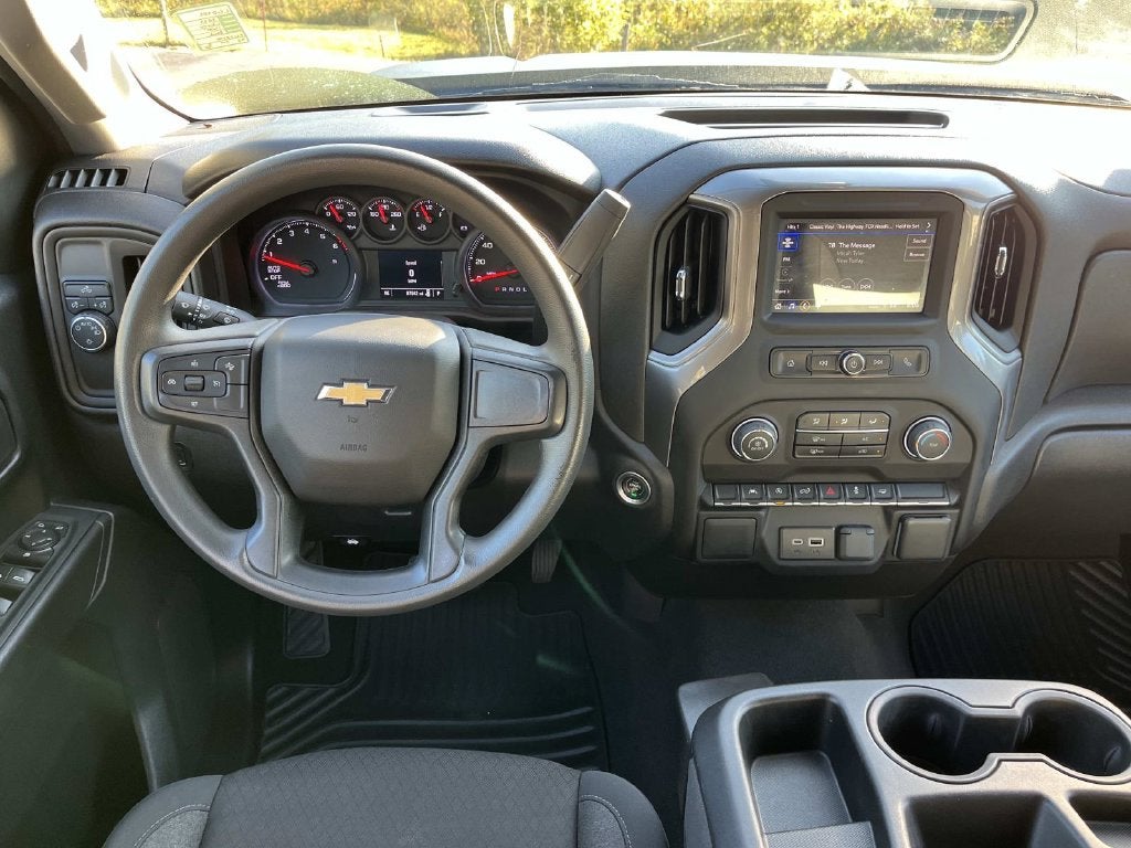 2024 Chevrolet Silverado 1500 2WD Crew Cab Short Bed Custom