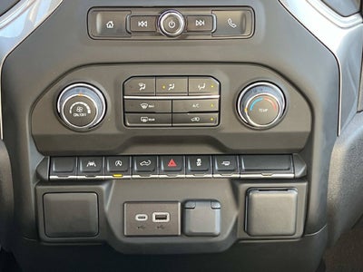 2024 Chevrolet Silverado 1500 2WD Crew Cab Short Bed Custom