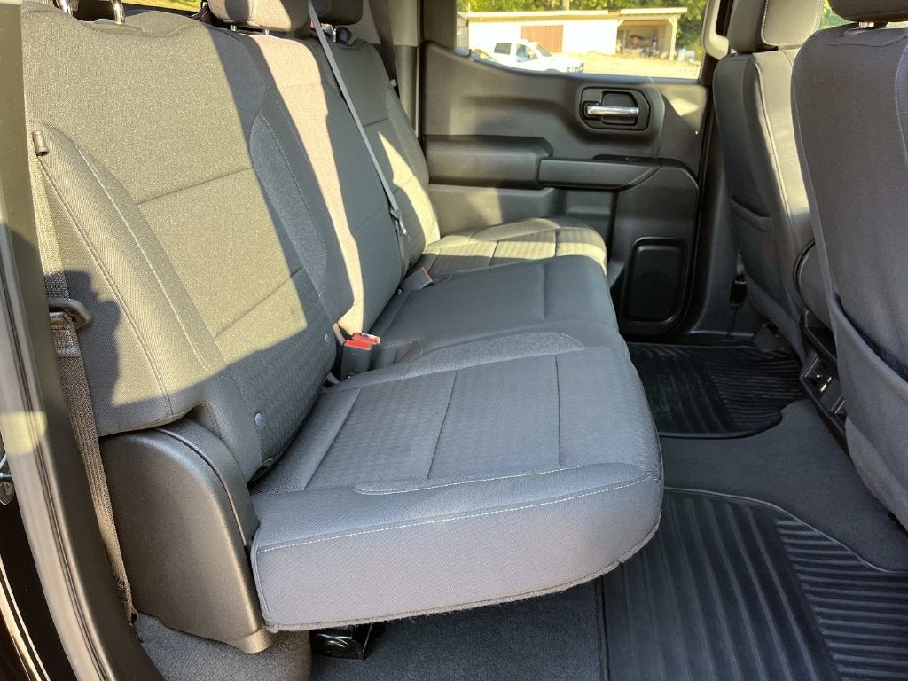 2024 Chevrolet Silverado 1500 2WD Crew Cab Short Bed Custom