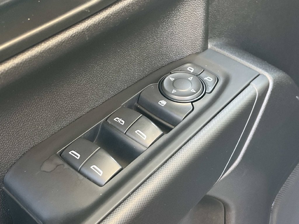 2024 Chevrolet Silverado 1500 2WD Crew Cab Short Bed Custom